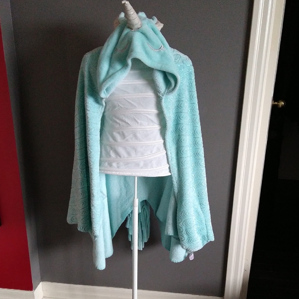 Aqua Unicorn Hooded Blanket